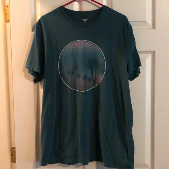 Old Navy Other - Men’s Graphic tee